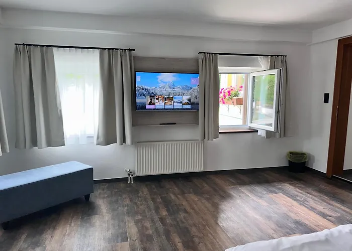 Lainbach In Waengle Hotel Reuthe