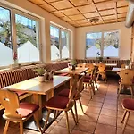 Lainbach In Waengle Reutte